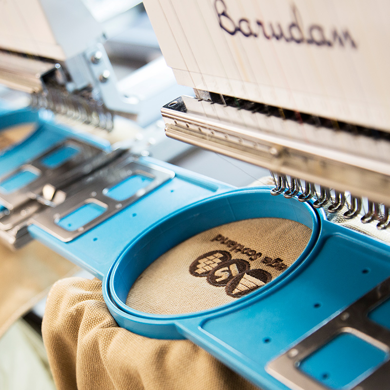 Stickerei Schriftzug